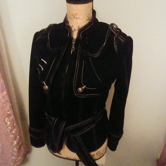 Jacket - Picture 3 of 4